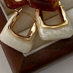 New! Gold and Cream U Shape Earrings